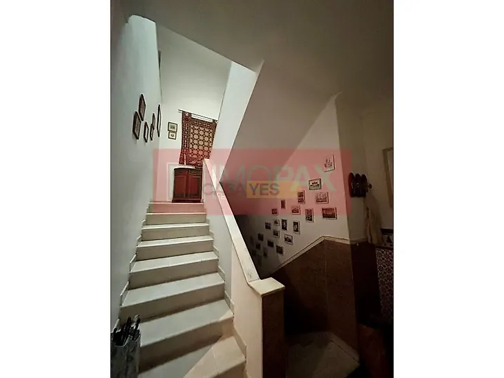 main-listing-picture-0