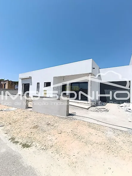 main-listing-picture-0