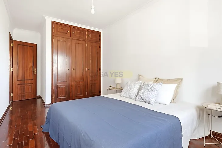 main-listing-picture-0