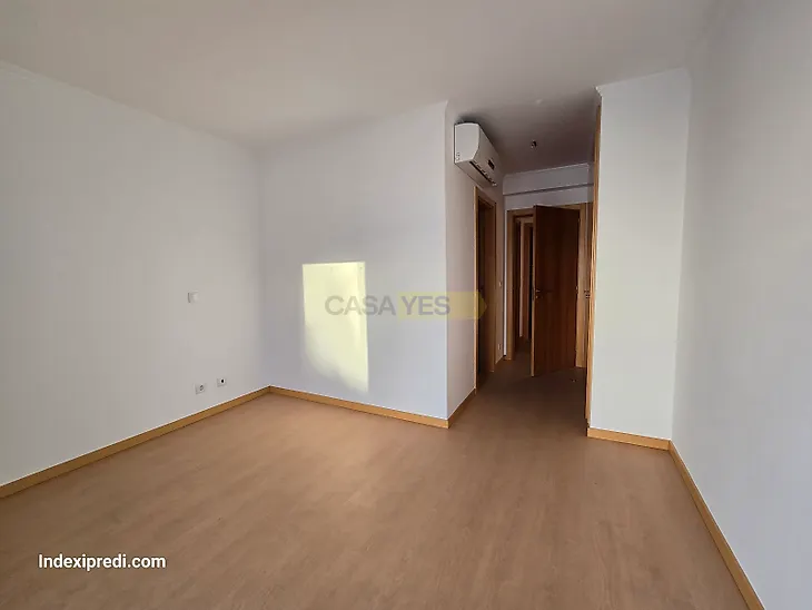 main-listing-picture-0