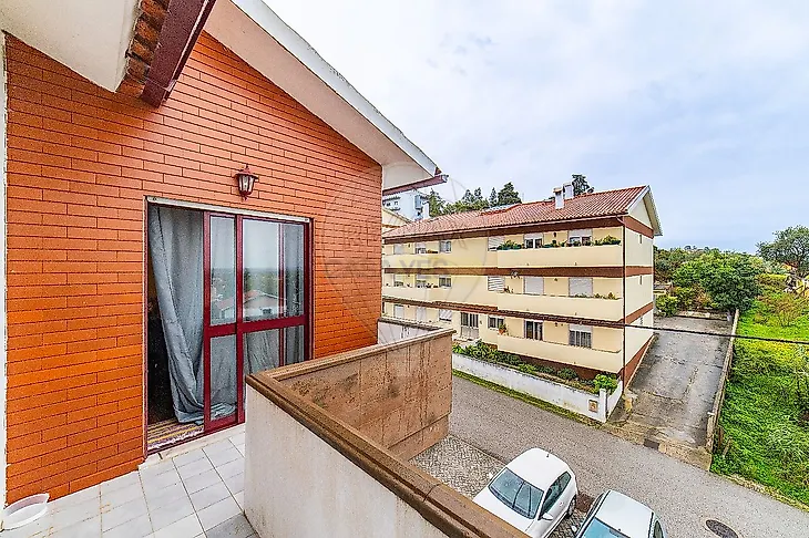 main-listing-picture-0