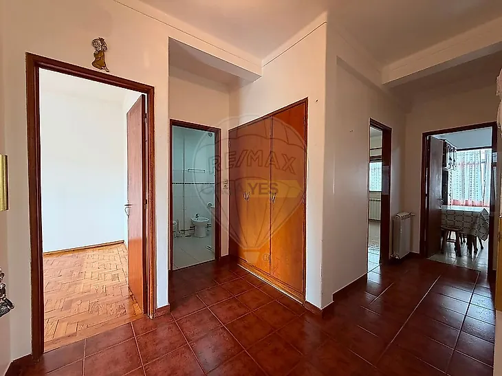 main-listing-picture-0