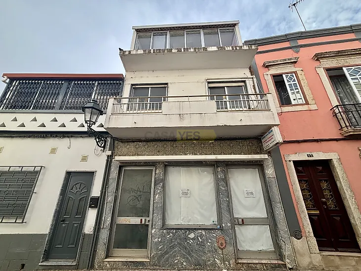 main-listing-picture-0