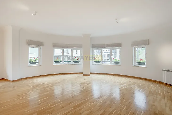 main-listing-picture-0