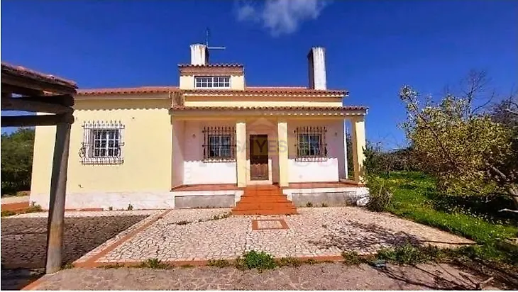 main-listing-picture-0