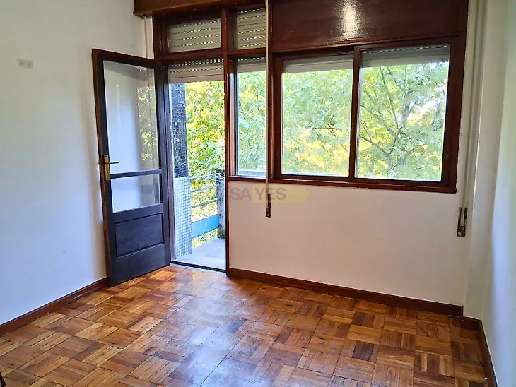 main-listing-picture-0