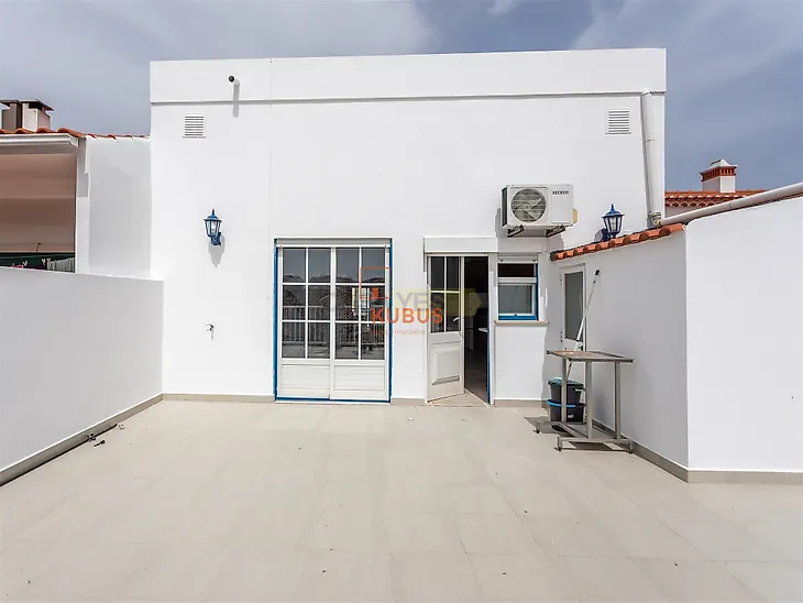 main-listing-picture-0