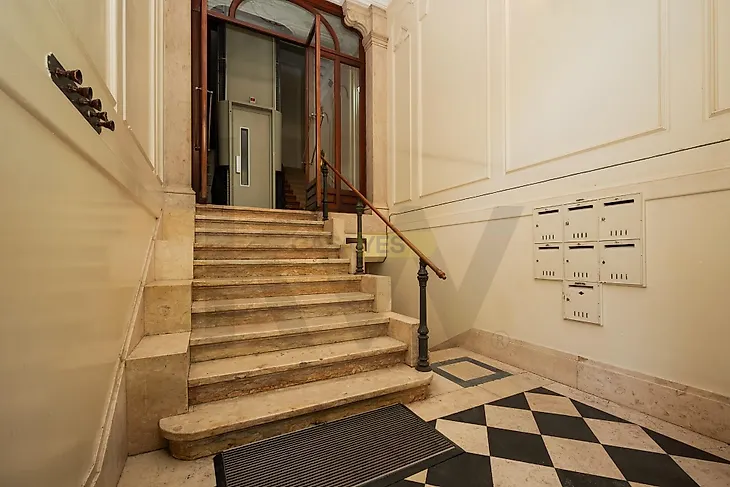 main-listing-picture-0