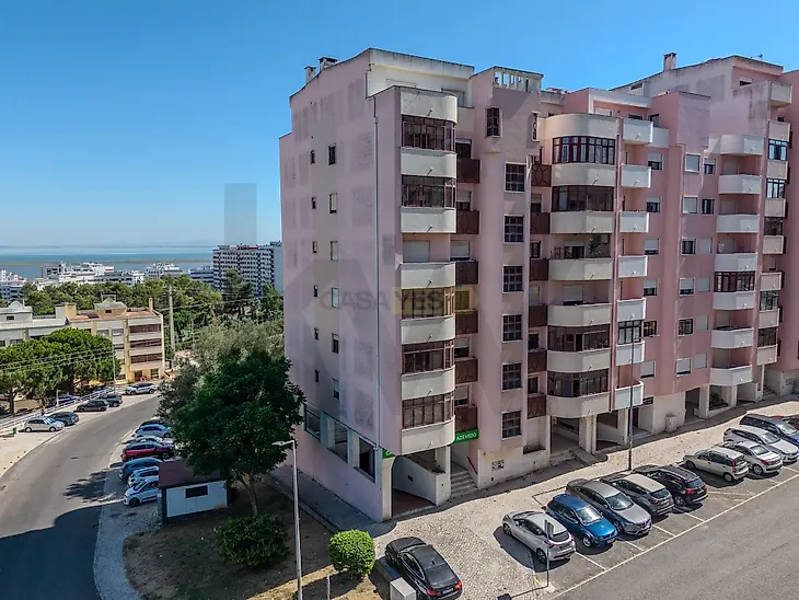 main-listing-picture-0