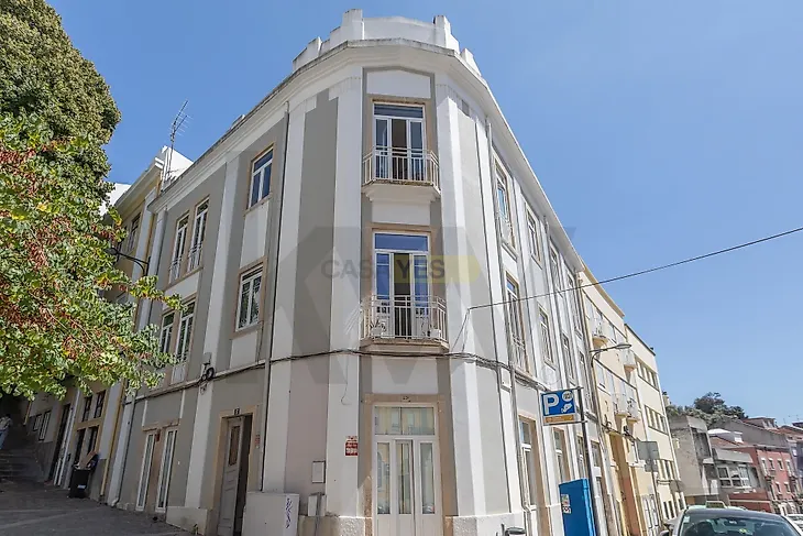 main-listing-picture-0