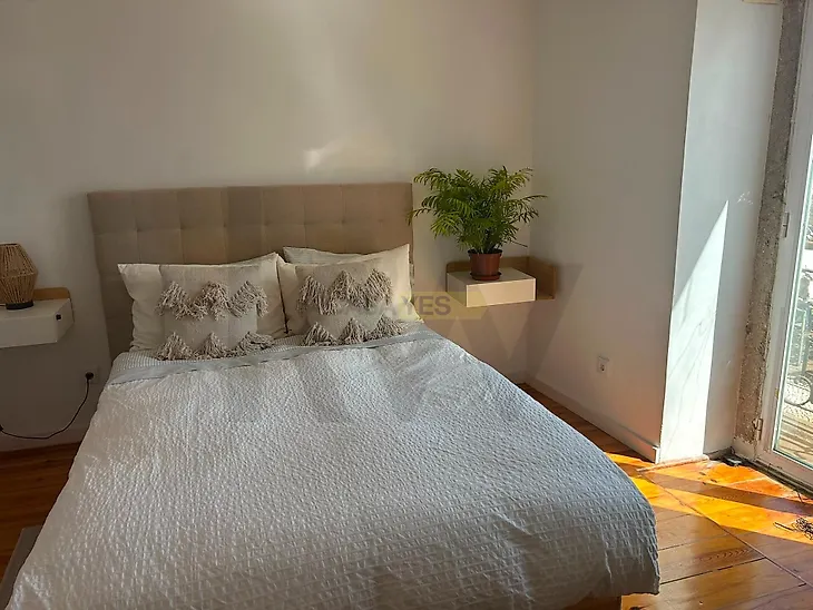 main-listing-picture-0