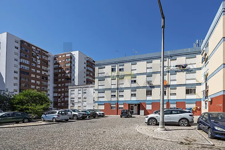 main-listing-picture-0