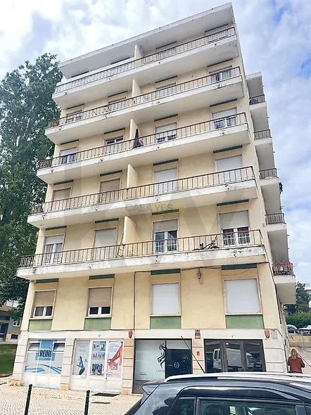 main-listing-picture-0