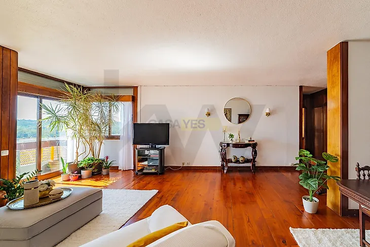 main-listing-picture-0