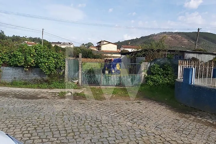 main-listing-picture-0