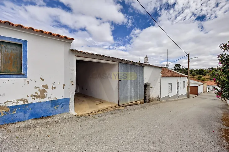 main-listing-picture-0