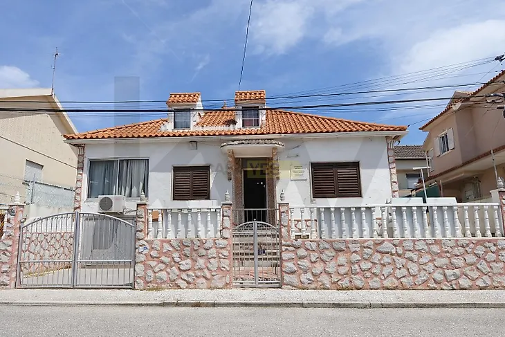 main-listing-picture-0