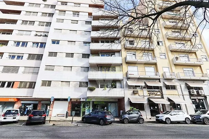 main-listing-picture-0