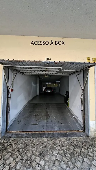 main-listing-picture-0