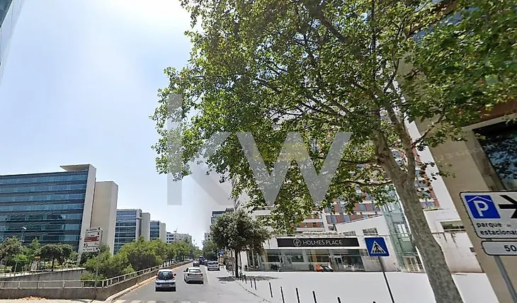 main-listing-picture-0