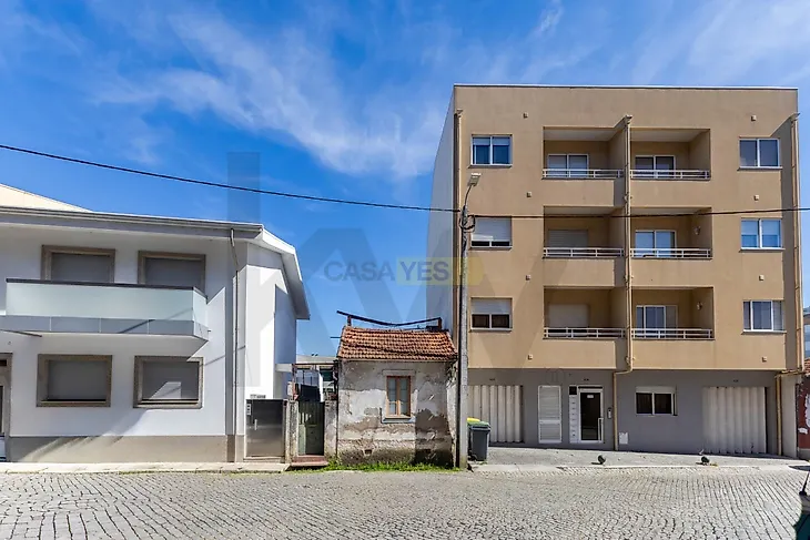 main-listing-picture-0