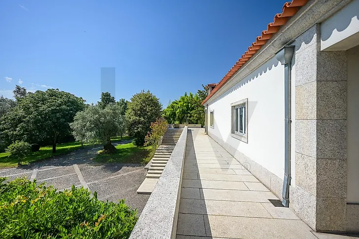 main-listing-picture-0