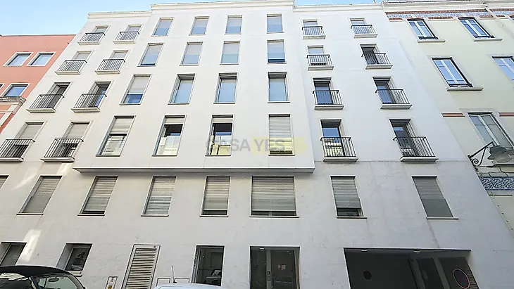 main-listing-picture-0