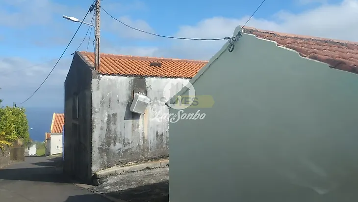 main-listing-picture-0