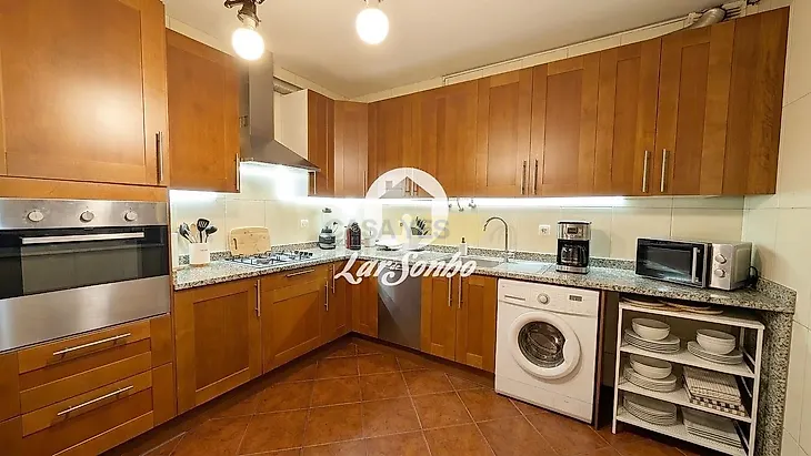 main-listing-picture-0