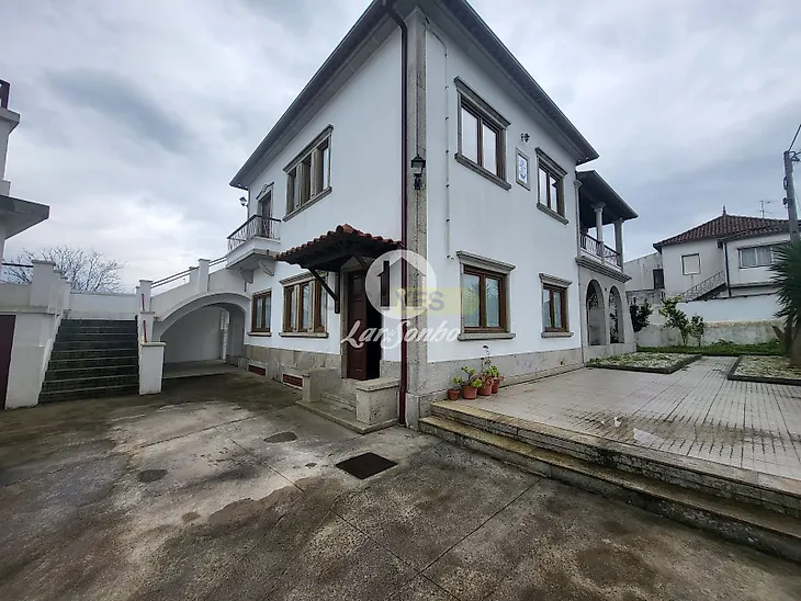 main-listing-picture-0