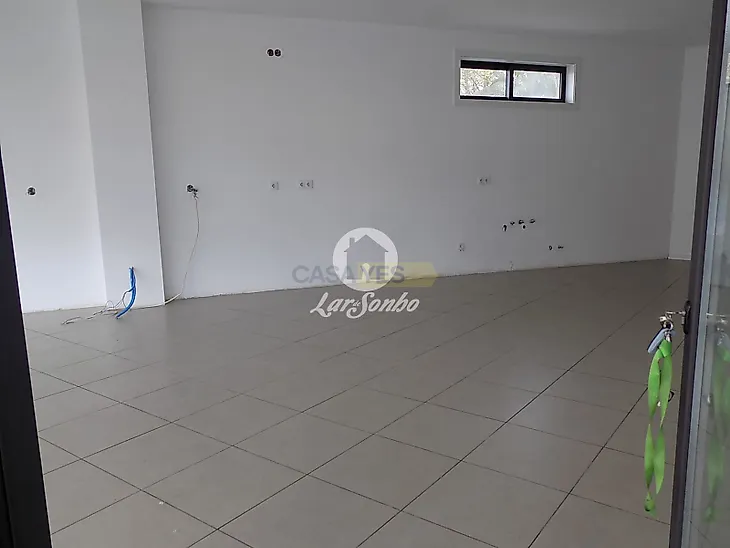 main-listing-picture-0
