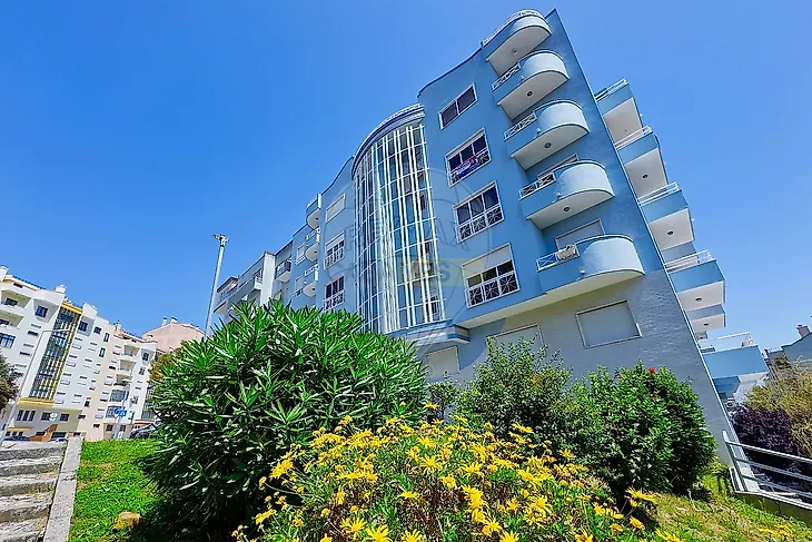 main-listing-picture-0