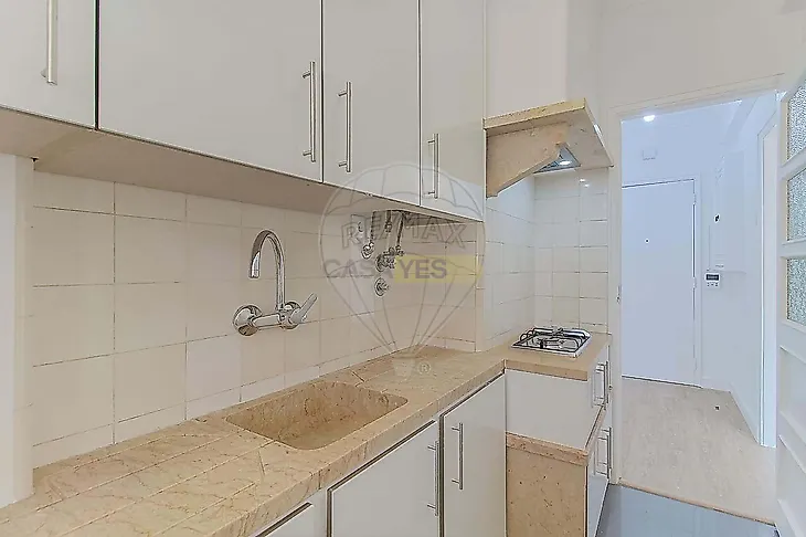 main-listing-picture-0