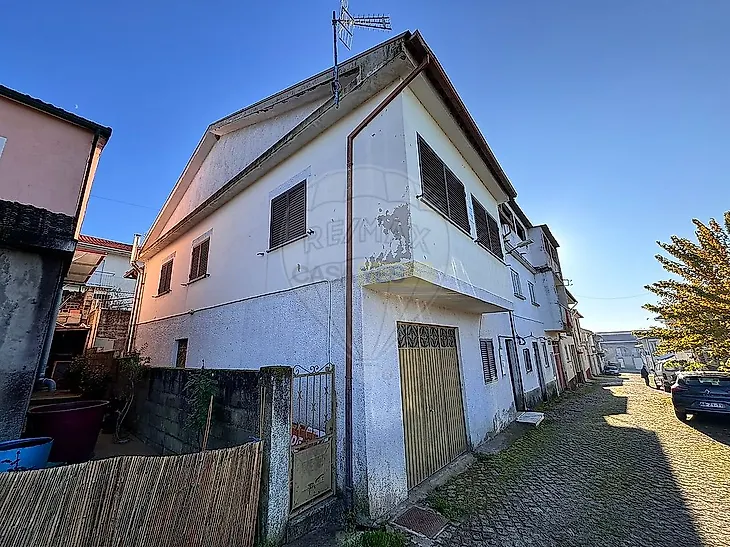 main-listing-picture-0