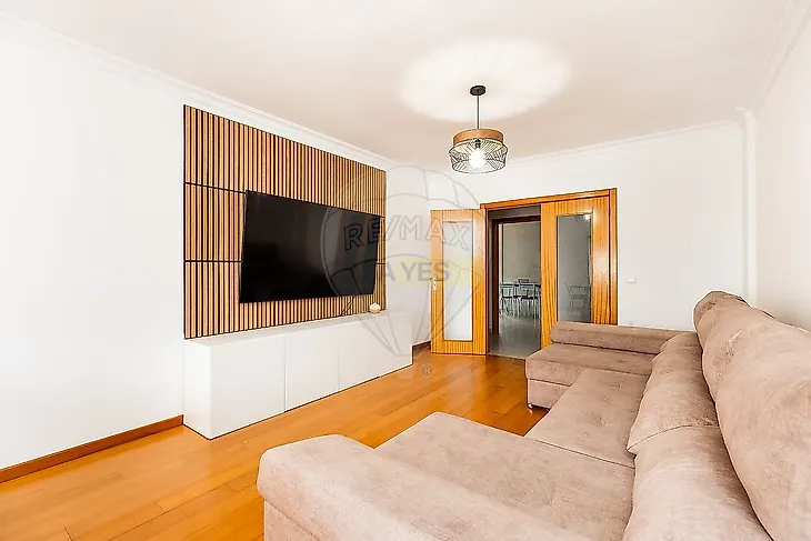 main-listing-picture-0