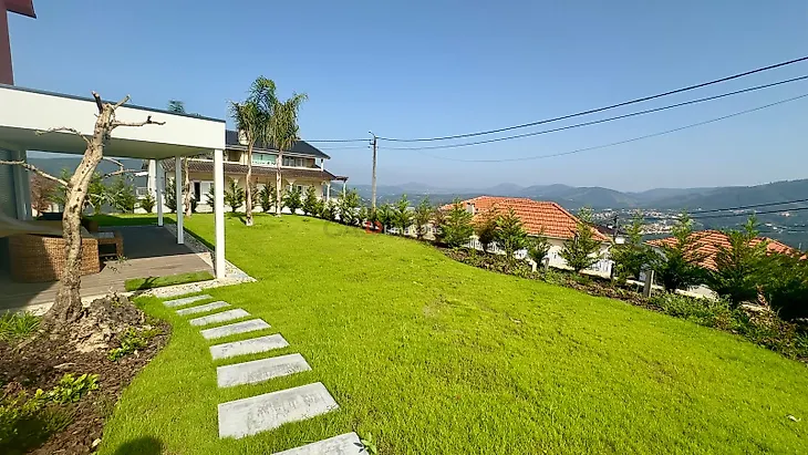 main-listing-picture-0