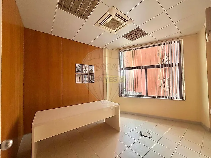 main-listing-picture-0