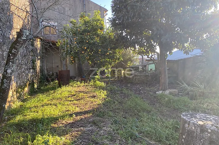 main-listing-picture-0