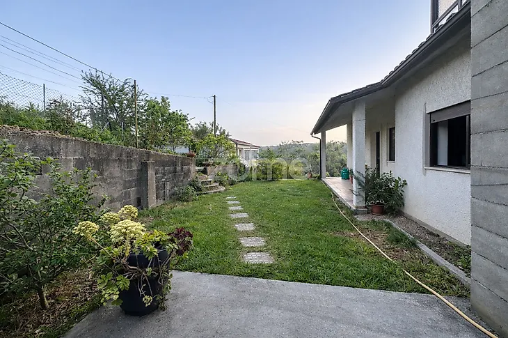 main-listing-picture-0