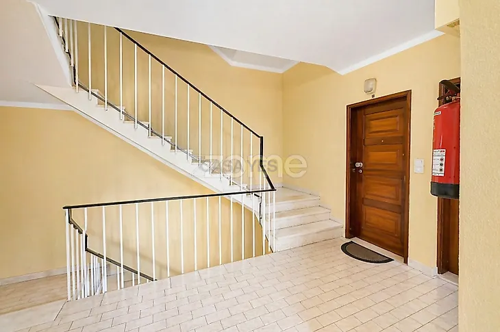 main-listing-picture-0