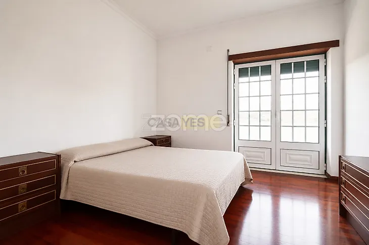 main-listing-picture-0