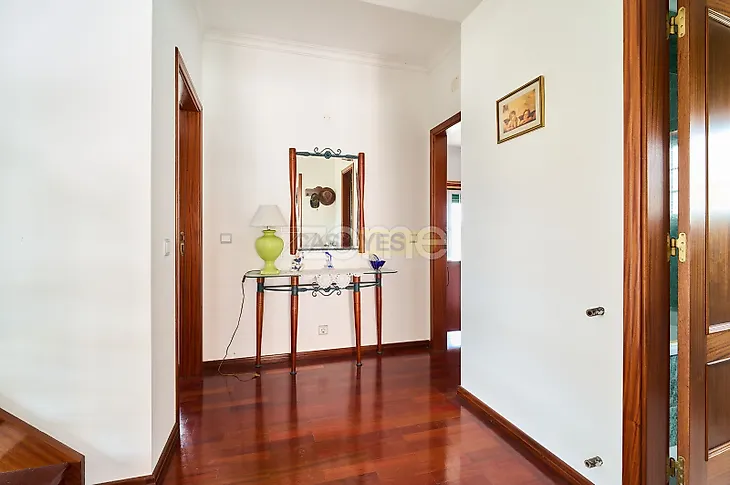 main-listing-picture-0