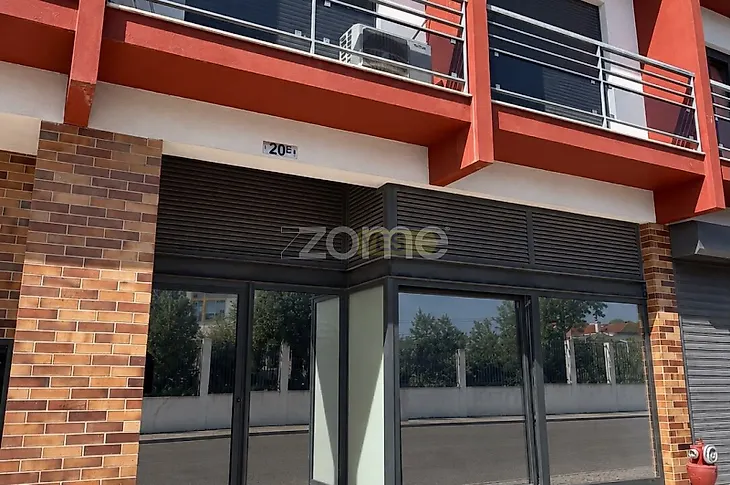 main-listing-picture-0