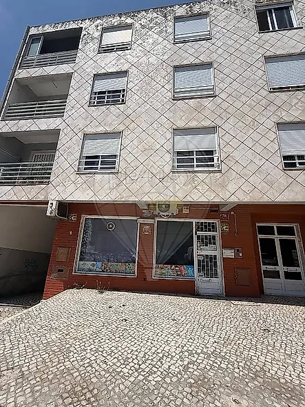 main-listing-picture-0