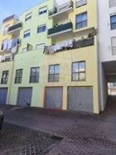 main-listing-picture-0