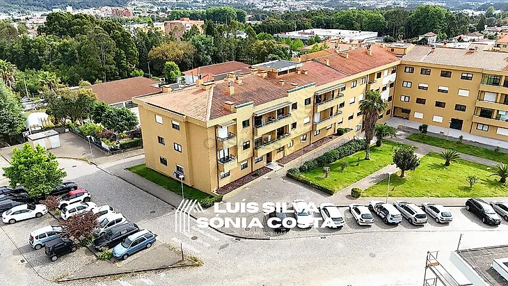 main-listing-picture-0