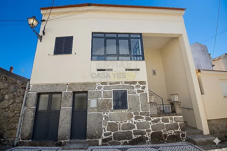 main-listing-picture-0