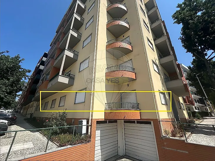 main-listing-picture-0