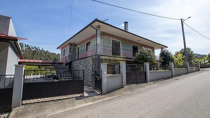 main-listing-picture-0