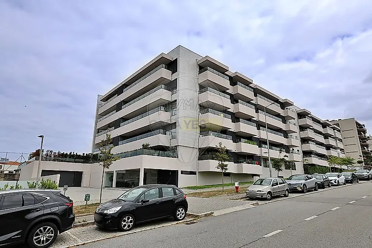 main-listing-picture-0